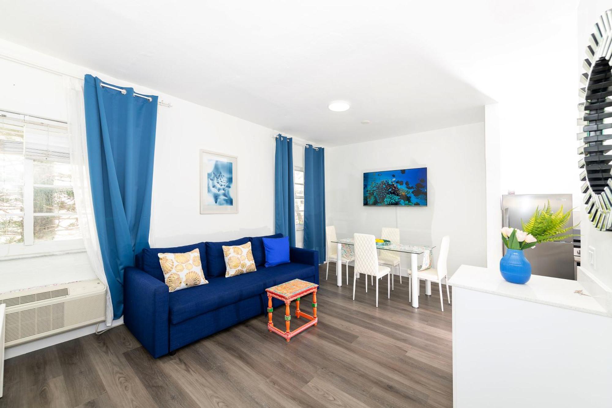 Apartments On Collins Маями Бийч Екстериор снимка